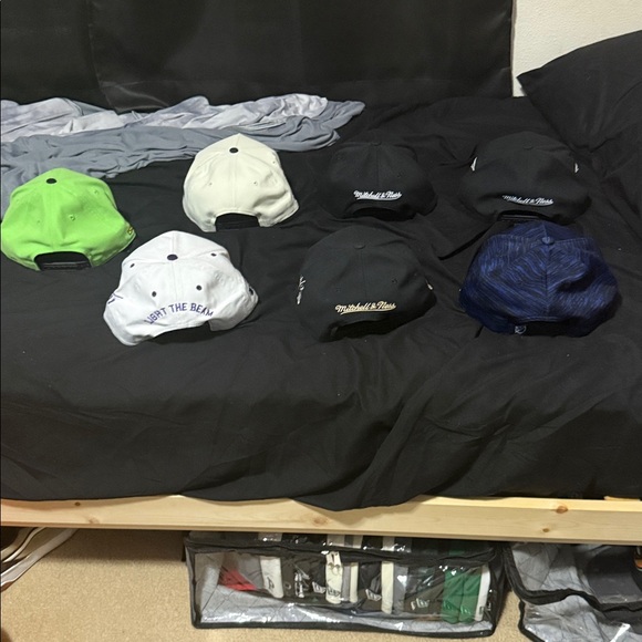Snapback Lot - Picture 3 of 10